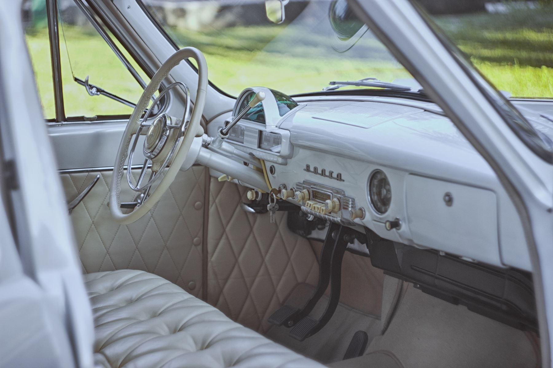 5 Ways to Detail Your Car's Interior - Old Cars Weekly Guides