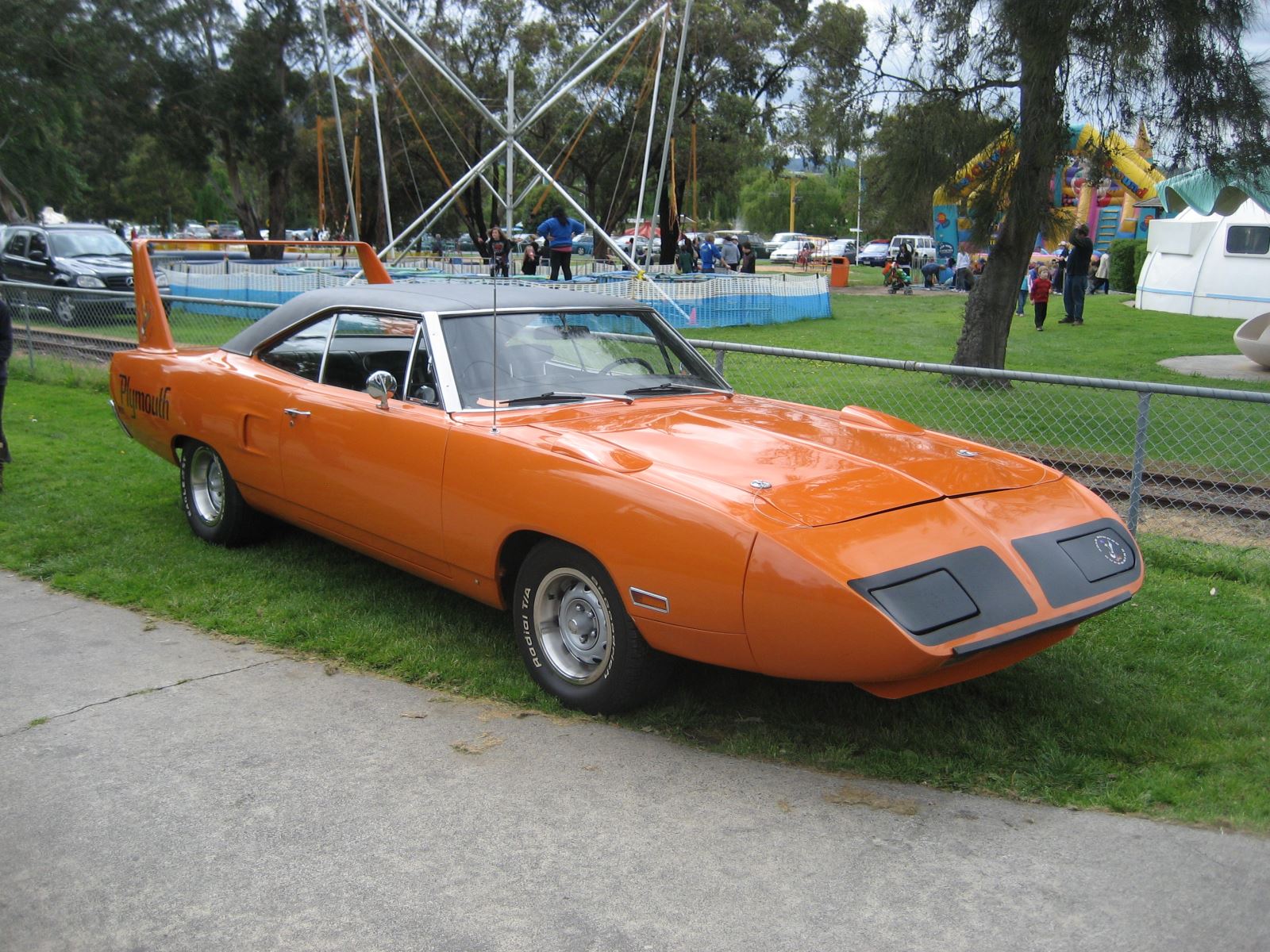 Featured Muscle Car - 1971 Plymouth Superbird 440